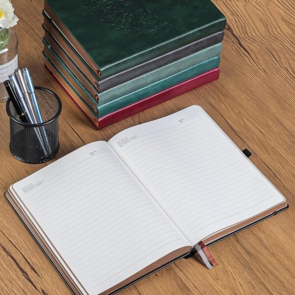 Cuaderno de notas A5 de 360 páginas con rayas y pluma, cuadernos para escribir para mujeres y hombres, diseño de árbol de la vida, borde marrón con bolsillo interior finamente detallado - Negro.