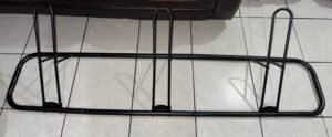 Soporte de estacionamiento de bicicletas para 3 bicicletas en el piso para garaje de bicicletas, organizador de almacenamiento de bicicletas resistente para interiores/exteriores para bicicleta de montaña MTB, de carretera y para niños, compatible con ruedas de hasta 2.5"